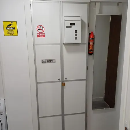 Loft Con Balcon Cercano Al Centro De דירה *