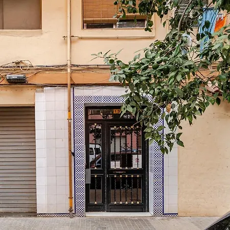 Lägenhet Loft Con Balcon Cercano Al Centro De Valencia